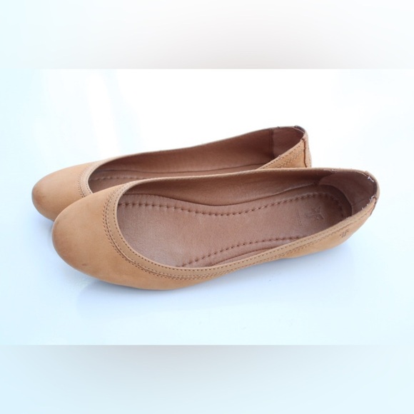 Frye flats - Picture 3 of 9